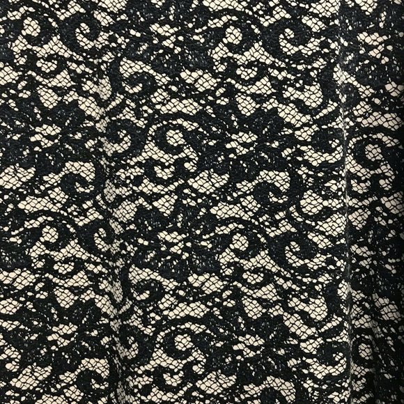 J. Jill Wearvever Collectiom lace pattern stretch - Picture 2 of 5